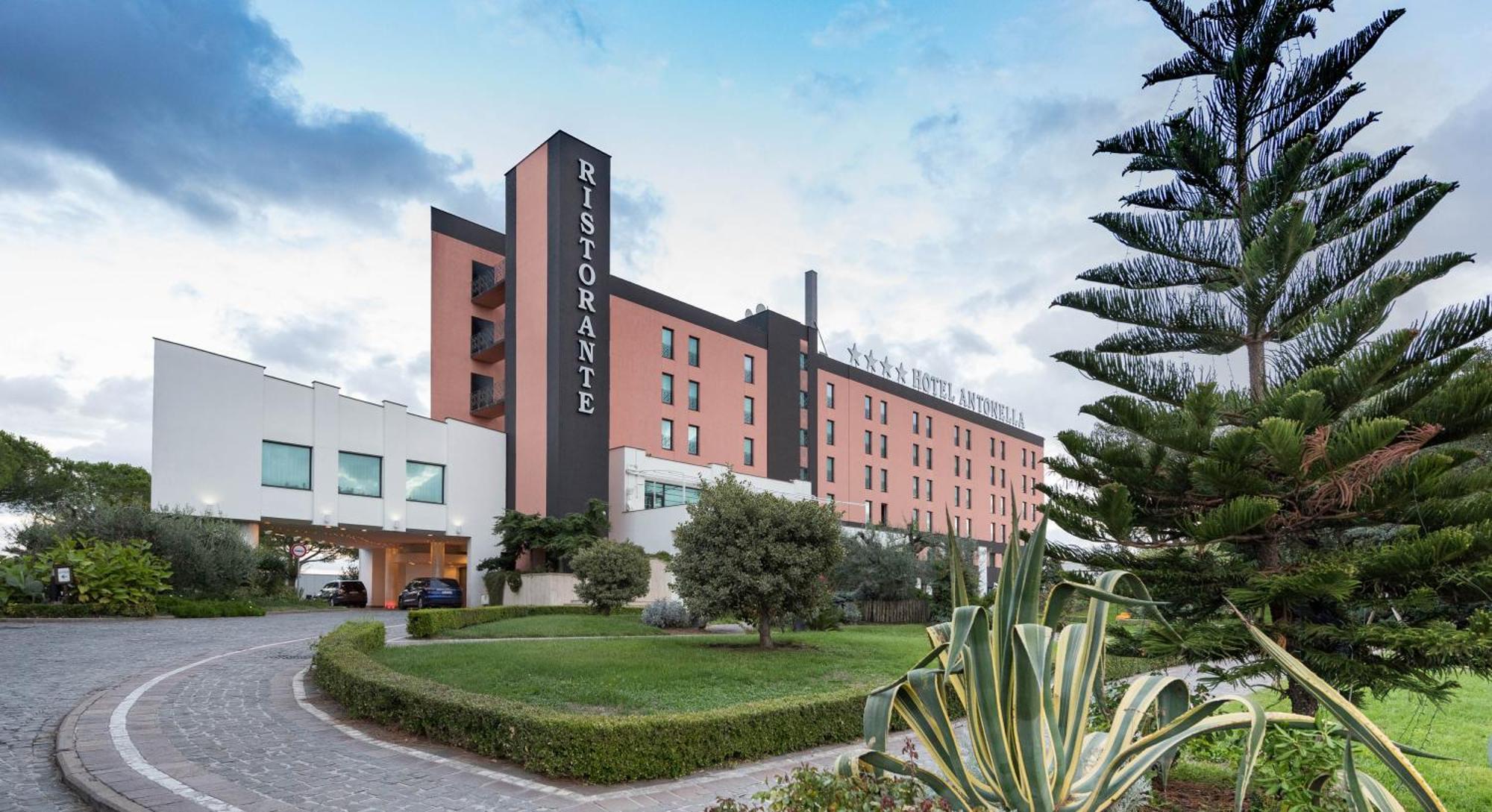 Shg Hotel Antonella Pomezia Exteriér fotografie